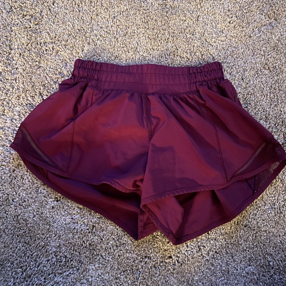 Burgundy Lululemon Hotty Hot Short (2.5 in)